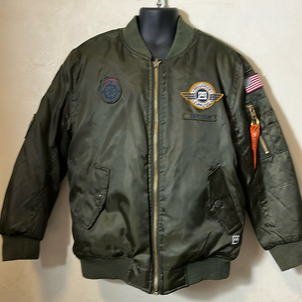 Avalanche green  jacket /  bomber jacket size 5/6